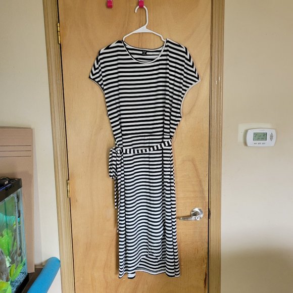 Shein Curve 4XL Dress Tulip Hem Black White Stripe - Picture 1 of 6